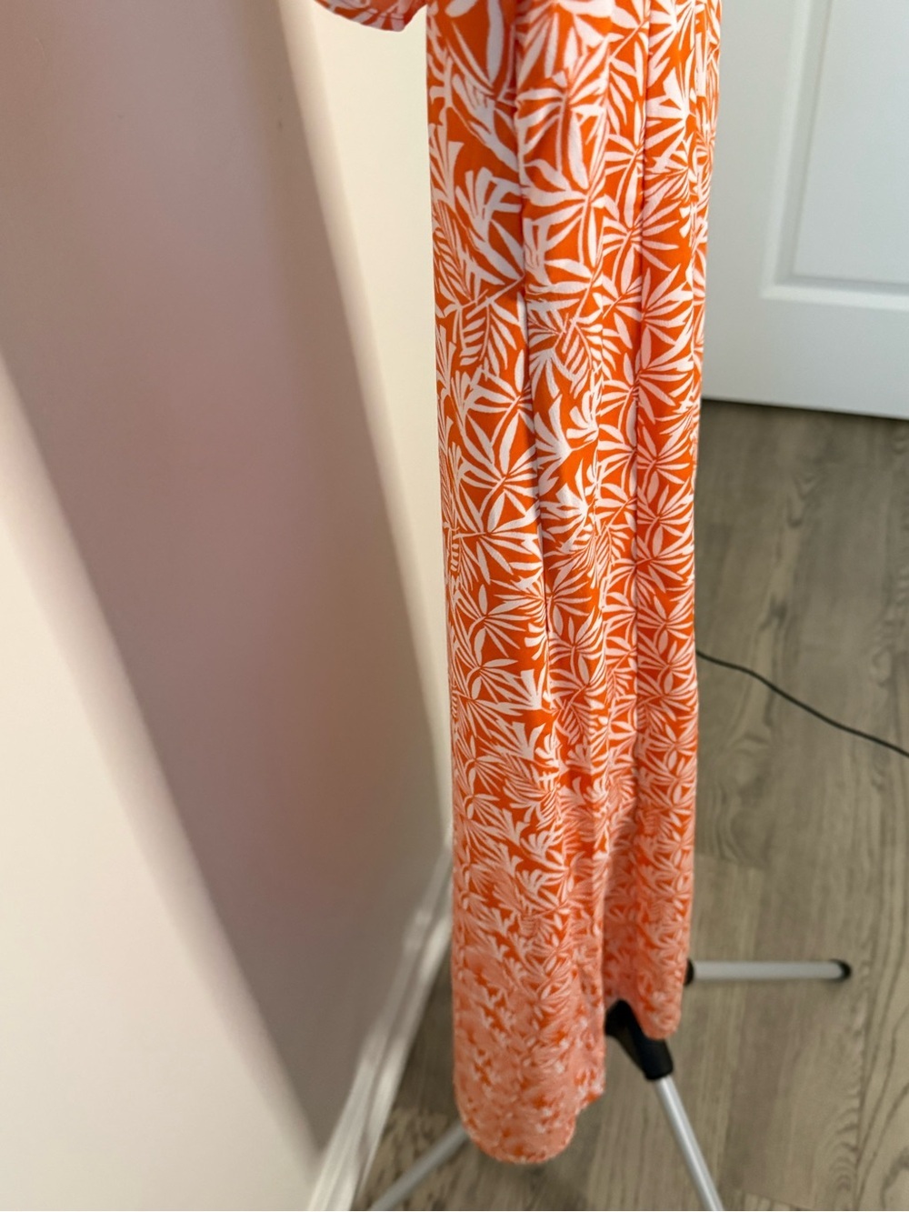 Ann Taylor Factory Orange Tropical Print Maxi Dress Size 6 - Picture 5 of 8